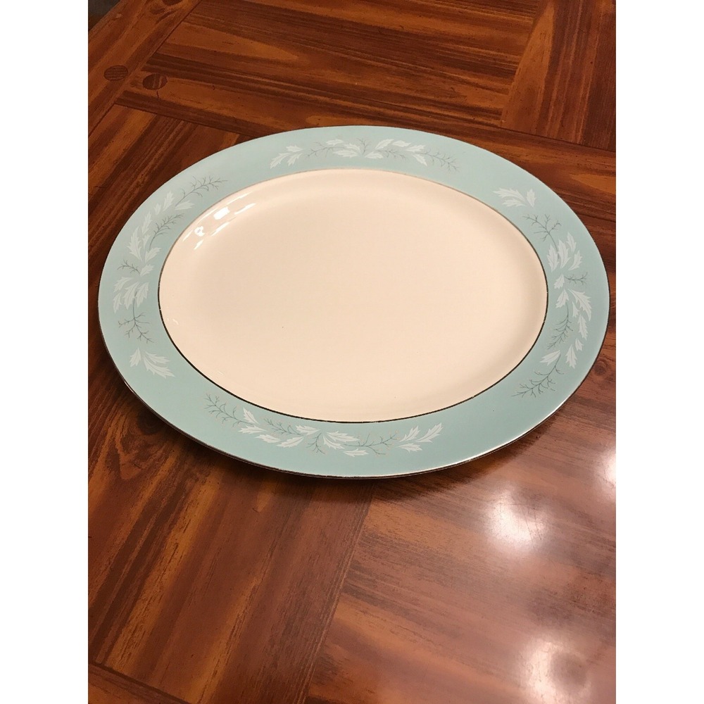 Taylor smith taylor mint greenโ floral eggshell 14 inch oval serving tray